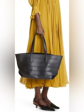 Khaite Florence Tote Italian Black Leather | East-West